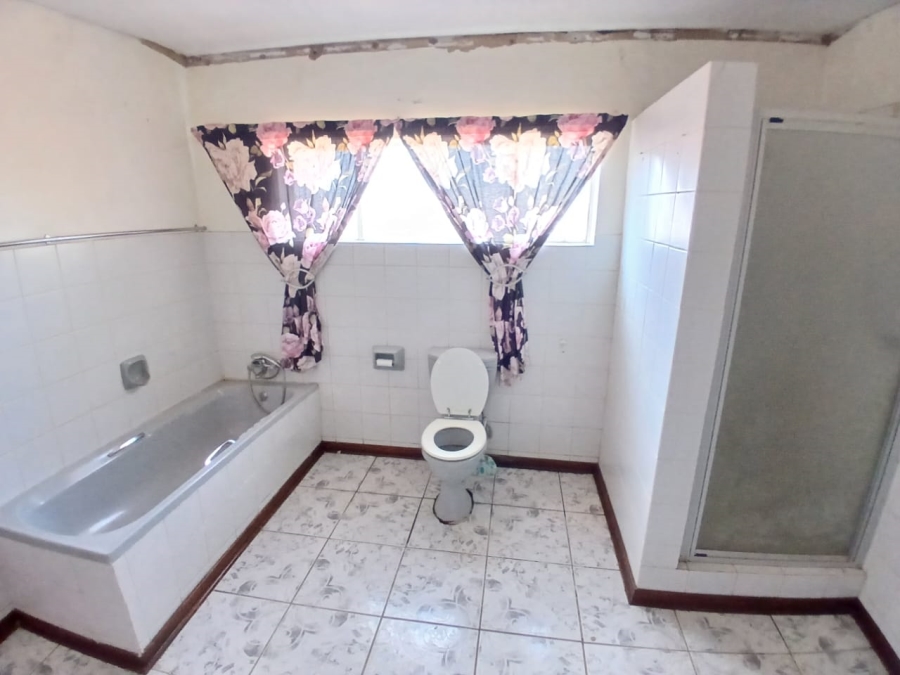 4 Bedroom Property for Sale in Kuruman Northern Cape